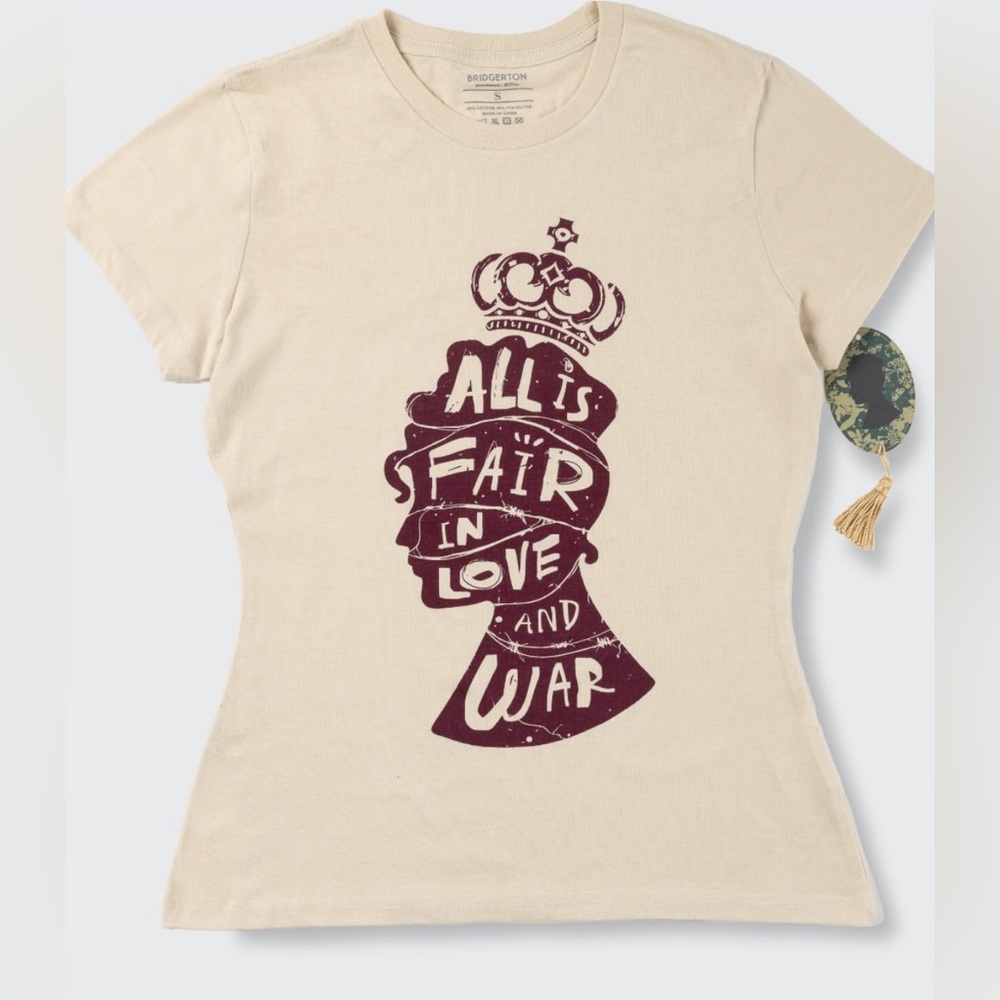 New Izzy & Iiv Bridgerton T-shirt